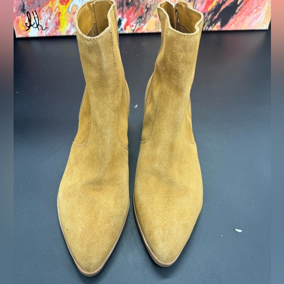 Suede Dolce Vita Avela Booties Camel SZ7 - Picture 12 of 13